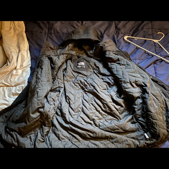 North face Winter coat - Picture 2 of 3
